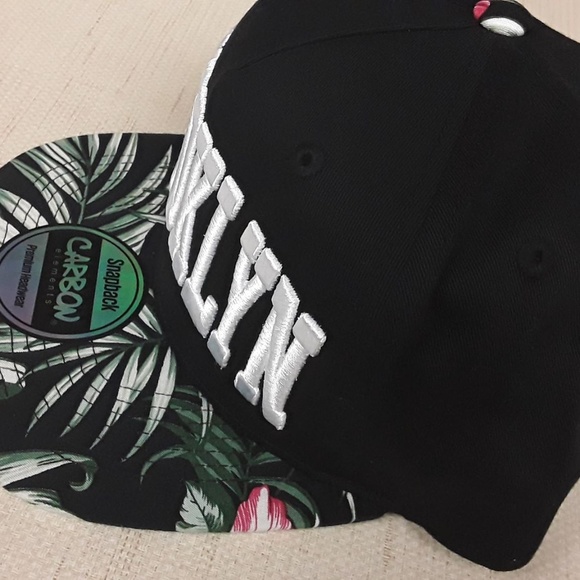 Brooklyn Hat Snapback Embroidered Hawaiian Carbon - Picture 2 of 6